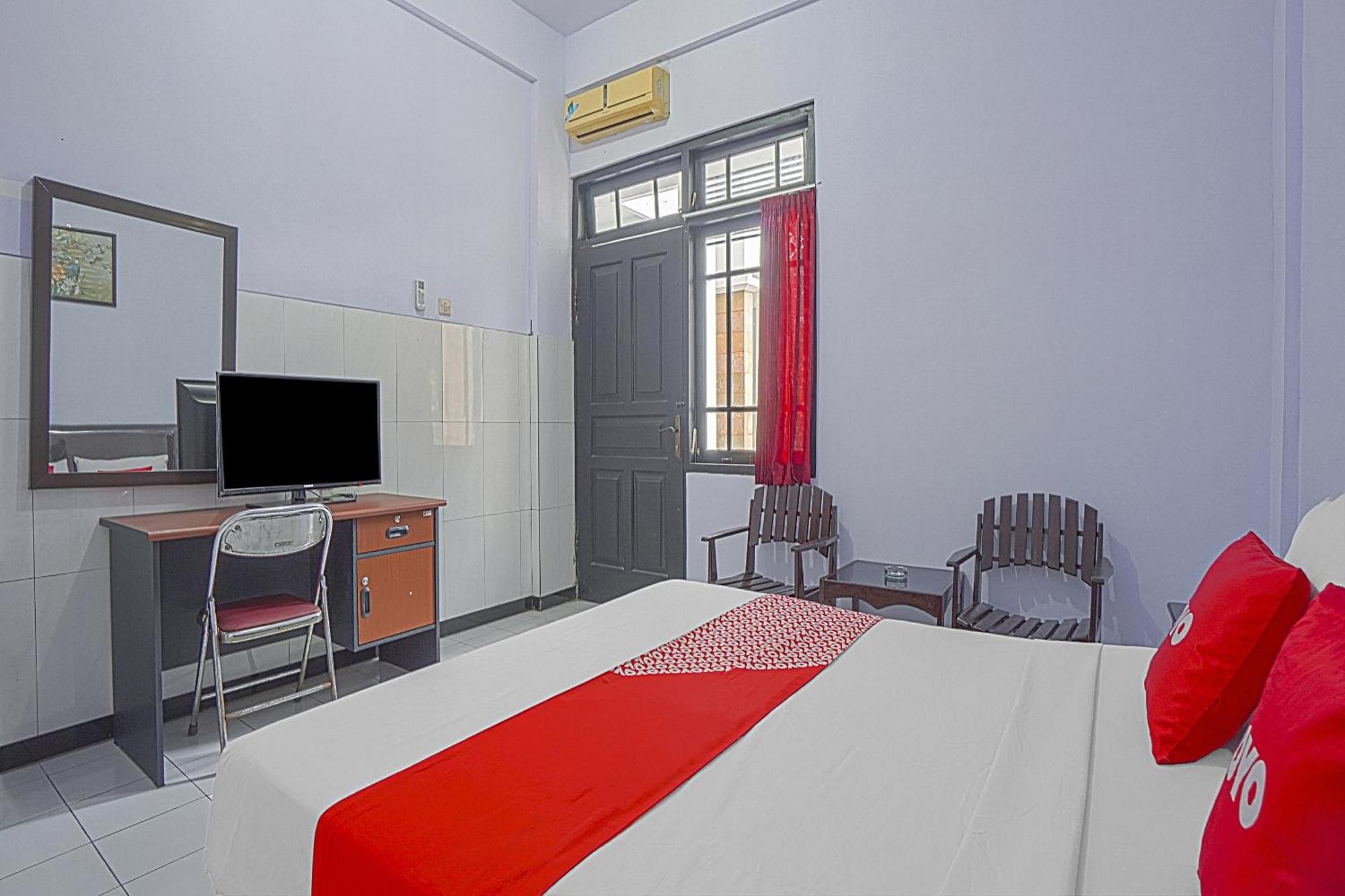 Oyo Life 90589 Palem Garden Hotel Tulungagung Exterior foto