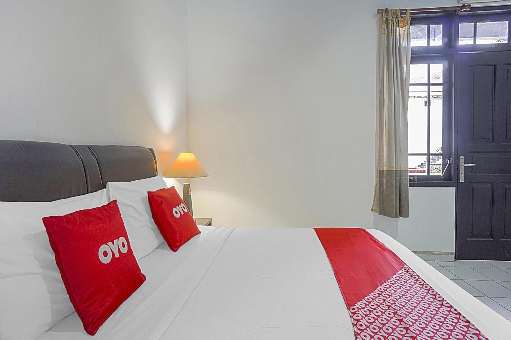 Oyo Life 90589 Palem Garden Hotel Tulungagung Exterior foto
